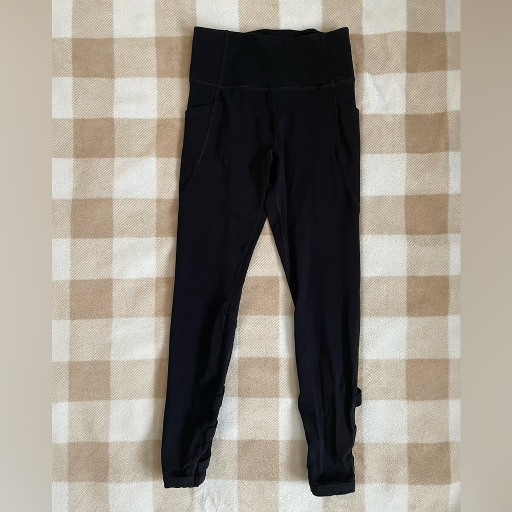 Calvin Klein Black Performance Leggings With Criss Cross Design Size Small Stret